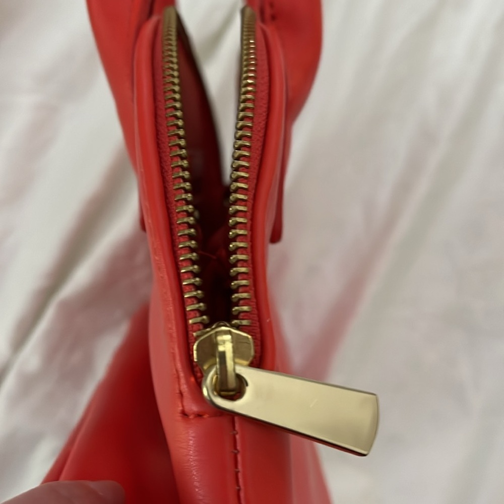 Red Express Small Purse - Picture 6 of 7